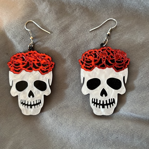 Skull earrings - Picture 3 of 4